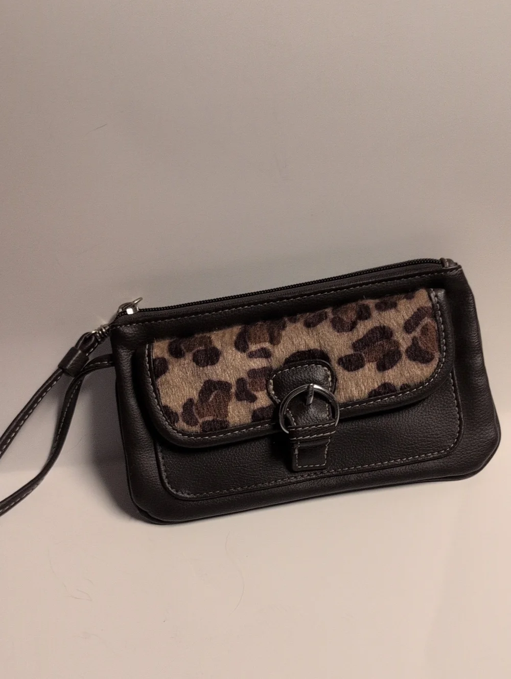 New Black Leopard Accent Vegan Leather Wristlet Clutch